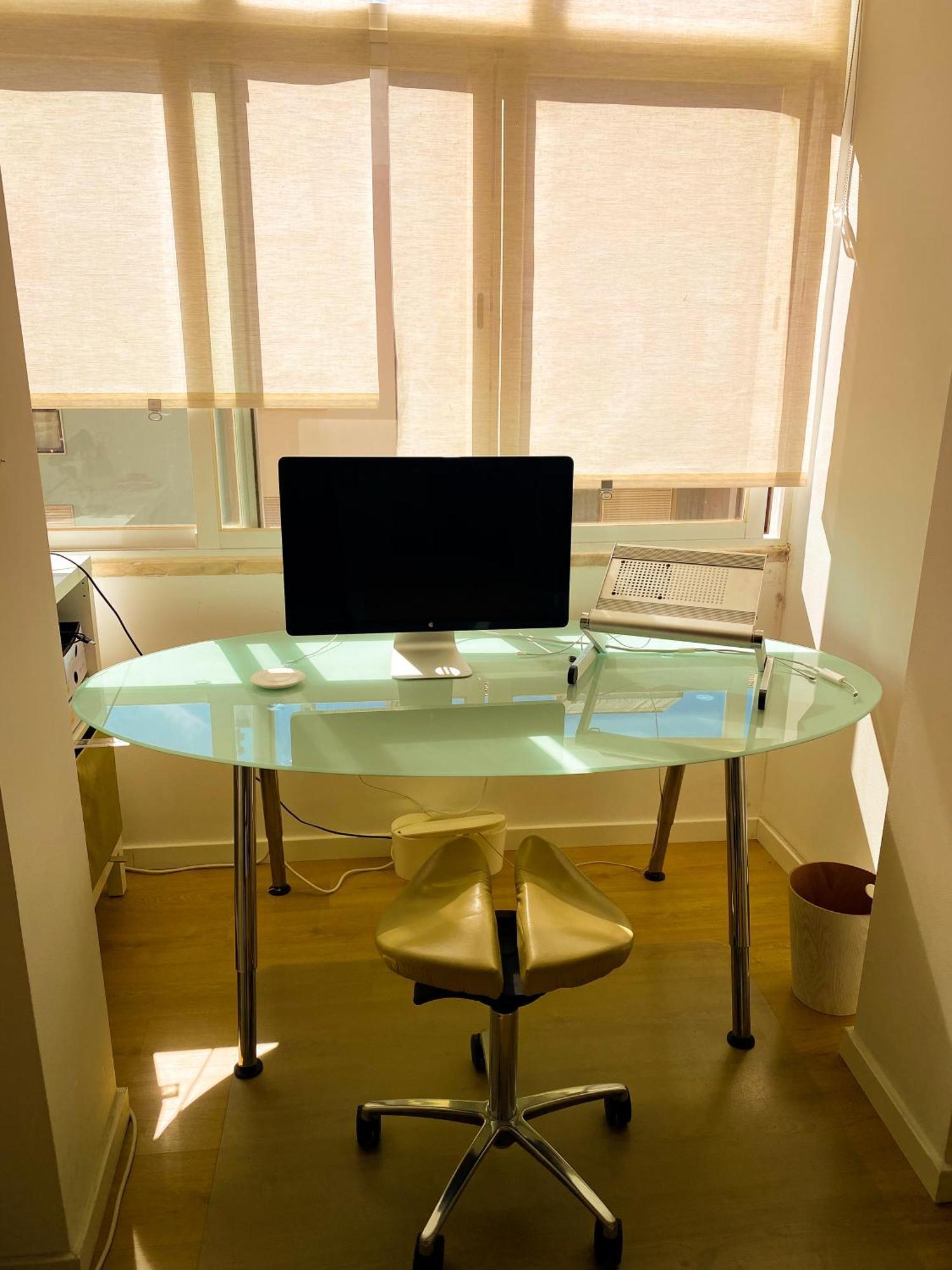 Ideally Located With Perfect Views ألجيس المظهر الخارجي الصورة